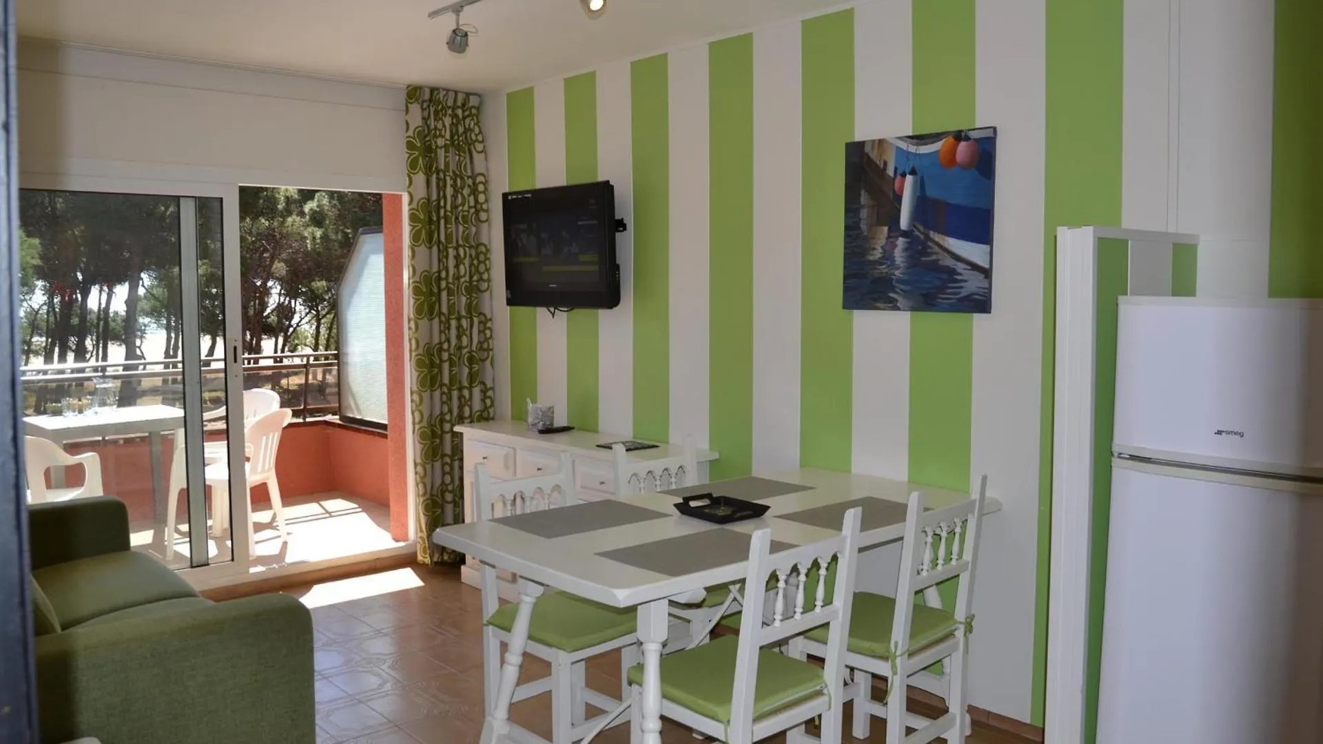 Apartment Apartamento En Primera Linea De Playa Con Piscina Y Terraza - L'Estartit - Es-323-26 Spain